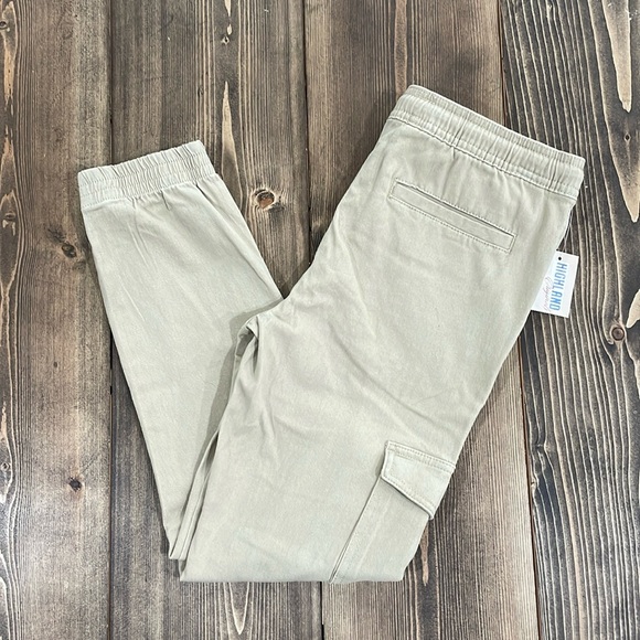 Other - Boy’s Khaki Cargo Chino Pants